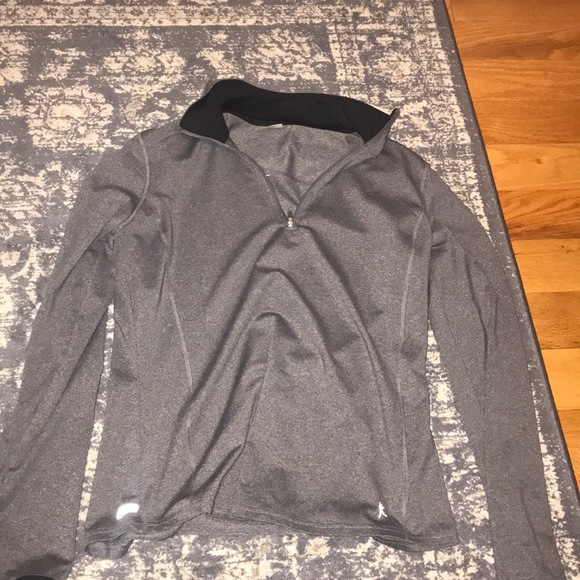 Pullover - Picture 1 of 1